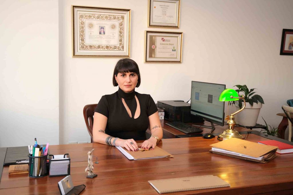 Antalya Ceza Avukatı Pelin Sayın
